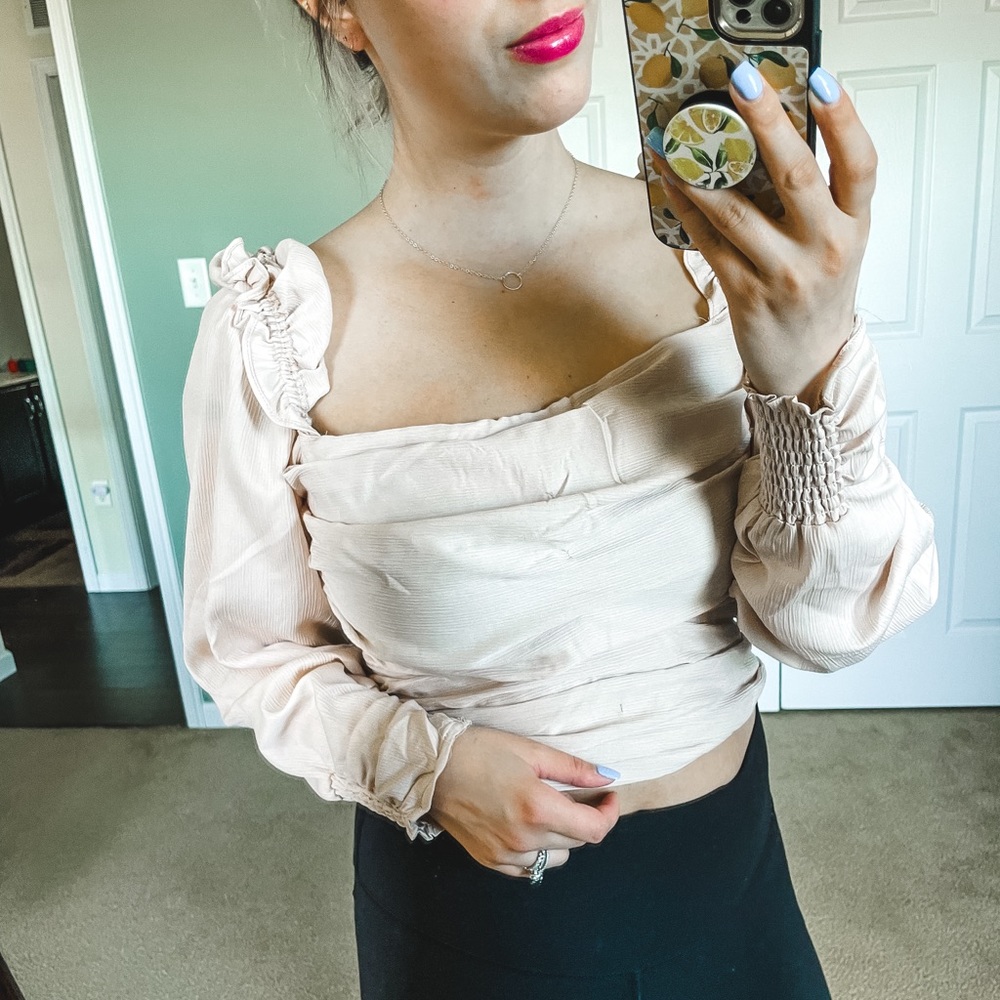 Astr Ruched Blouse Small - Picture 6 of 7